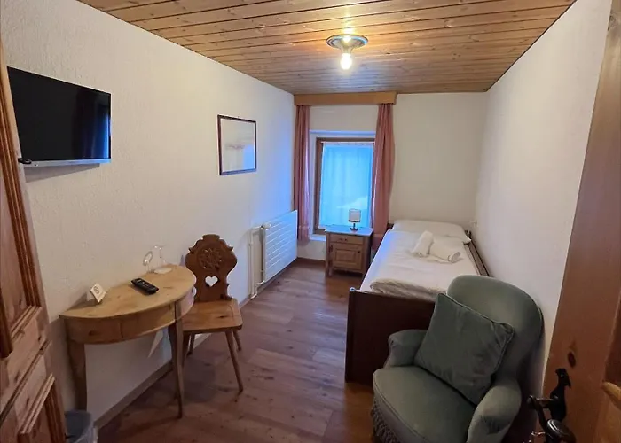 Hotel Alpina